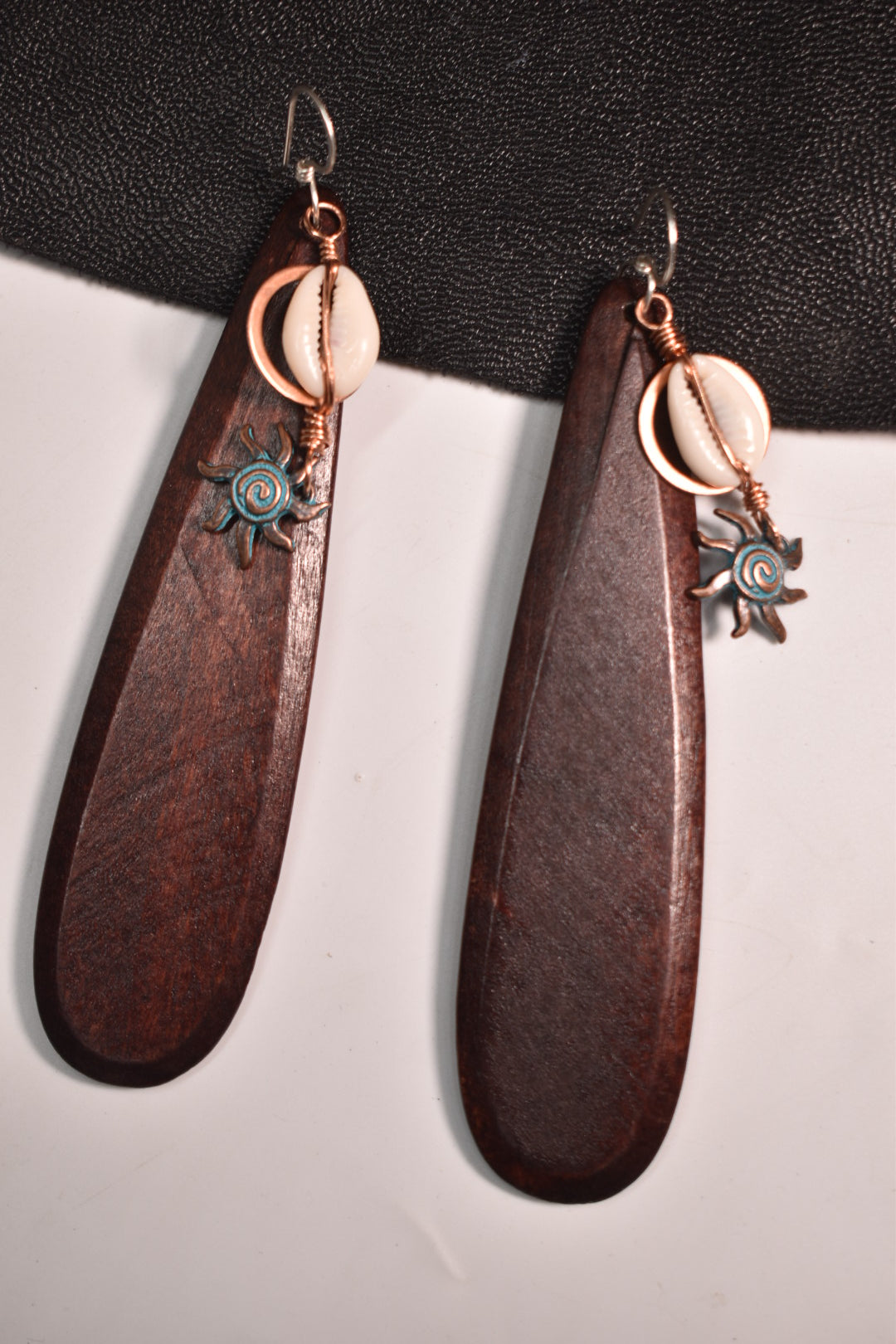 Cowrie - KOSMIK COLLECTIONS