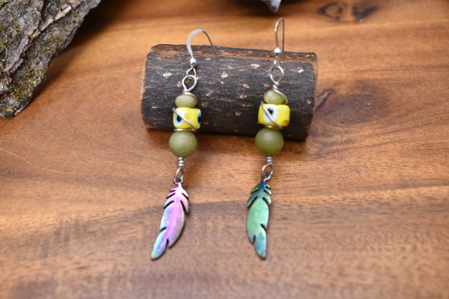 Feathered Eye•Dot — Peridot Sterling Silver Earrings