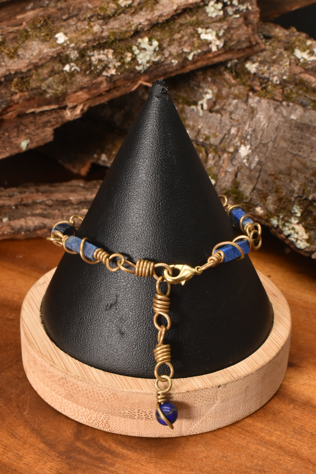 Lapis Lazuli —  Tail Bracelet