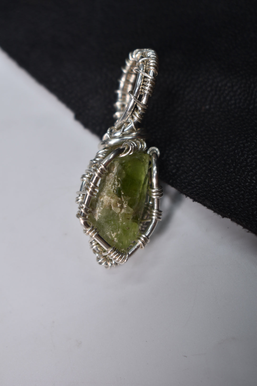 Nile Glow Pendant - KOSMIK COLLECTIONS