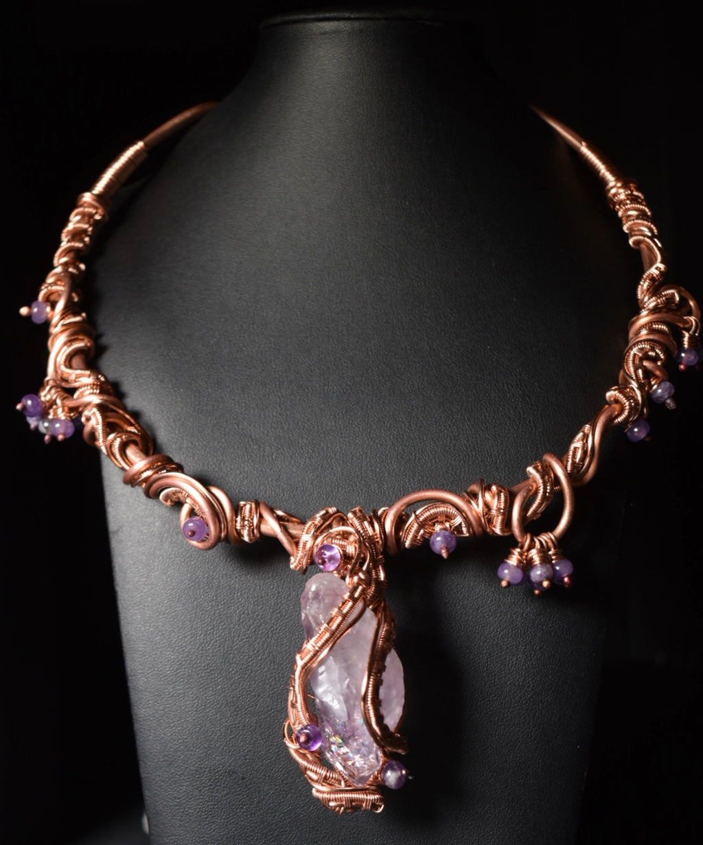 Amethyst-Sovereign Gate: Copper open collar